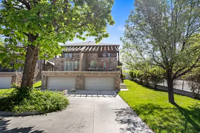 7353 S 700 E, Midvale, UT 84047 - Photo 2