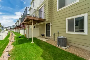 15166 S Gallant Dr W, Bluffdale, UT 84065 - Photo 2