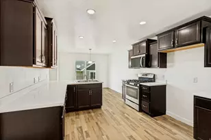 15166 S Gallant Dr W, Bluffdale, UT 84065 - Photo 8