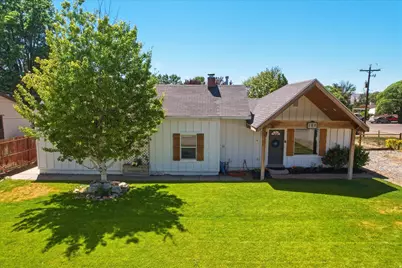 208 S 100 W, Nephi, UT 84648 - Photo 2