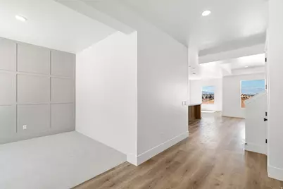 489 E Weatherby Way, Washington, UT 84780 - Photo 2