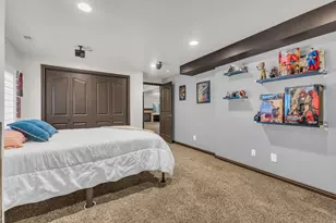 281 E Regent Park Ct S, Midvale, UT 84047 - Photo 28