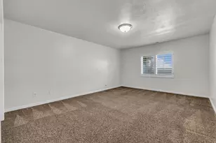 281 E Regent Park Ct S, Midvale, UT 84047 - Photo 26