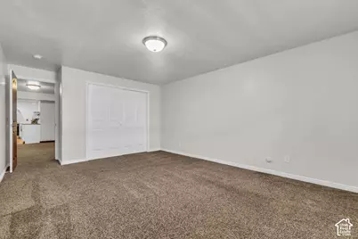 281 E Regent Park Ct S, Midvale, UT 84047 - Photo 28