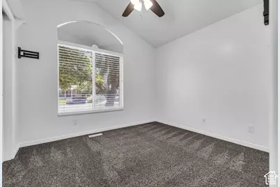 281 E Regent Park Ct S, Midvale, UT 84047 - Photo 14