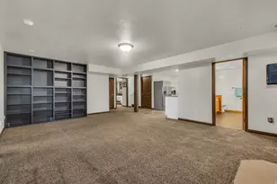 281 E Regent Park Ct S, Midvale, UT 84047 - Photo 20