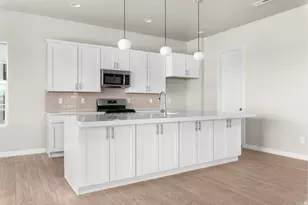 3885 W 2720 N, Lehi, UT 84043 - Photo 4