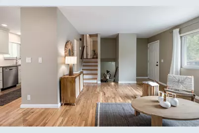 7492 S Claret St, Cottonwood Heights, UT 84121 - Photo 4