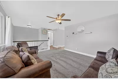 5079 S 2825 W, Roy, UT 84067 - Photo 10