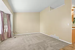 189 E 560 S, Smithfield, UT 84335 - Photo 4