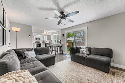 7268 S Macintosh Ln E, Cottonwood Heights, UT 84121 - Photo 14