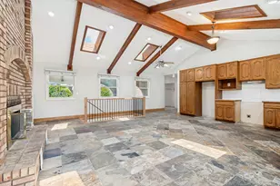 5768 S Erekson Ln, Salt Lake City, UT 84107 - Photo 10