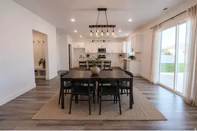 705 E 1150 S, Hyrum, UT 84319 - Photo 10