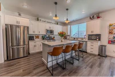 705 E 1150 S, Hyrum, UT 84319 - Photo 10