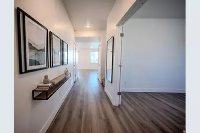 705 E 1150 S, Hyrum, UT 84319 - Photo 8