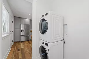 955 S 1400 W, Salt Lake City, UT 84104 - Photo 10