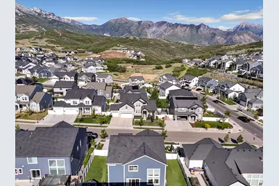 14778 S Springtime Rd S, Draper, UT 84020 - Photo 4