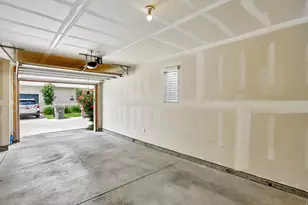 11391 S Oswego Ln W, South Jordan, UT 84009 - Photo 22
