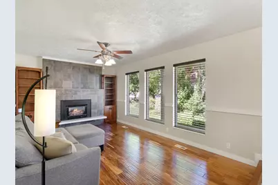 9 S 100 W, Kaysville, UT 84037 - Photo 2