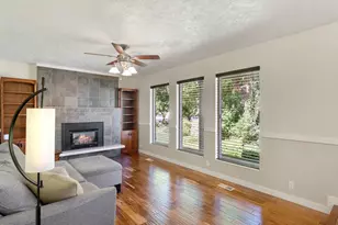 9 S 100 W, Kaysville, UT 84037 - Photo 2
