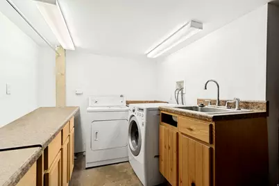1128 E 400 S, Salt Lake City, UT 84102 - Photo 16