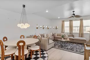 12996 S Cohab Canyon Ct, Riverton, UT 84096 - Photo 2