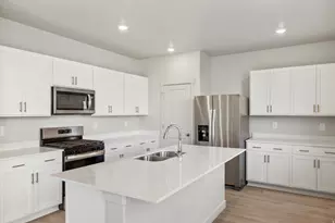 3492 N Hannah St, Eagle Mountain, UT 84005 - Photo 16