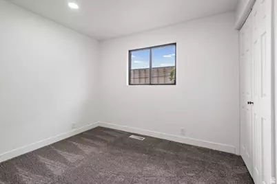 1016 S 400 W, Bountiful, UT 84010 - Photo 20