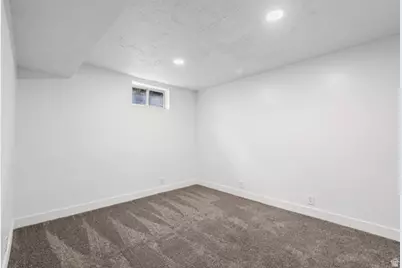 1016 S 400 W, Bountiful, UT 84010 - Photo 30
