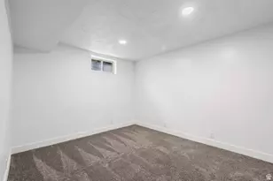 1016 S 400 W, Bountiful, UT 84010 - Photo 30