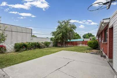 1016 S 400 W, Bountiful, UT 84010 - Photo 36