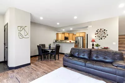 892 W Ibis Xing N, Farmington, UT 84025 - Photo 6