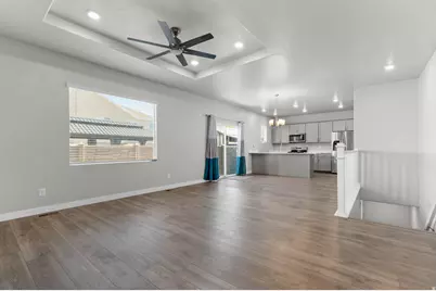 7867 W Walk About Way, Magna, UT 84044 - Photo 8