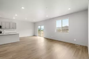 822 N 260 E, Santaquin, UT 84655 - Photo 12
