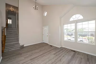 742 E Rowley Dr S, Millcreek, UT 84107 - Photo 2
