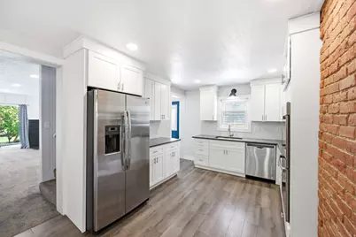 155 E 200 S, Bountiful, UT 84010 - Photo 10