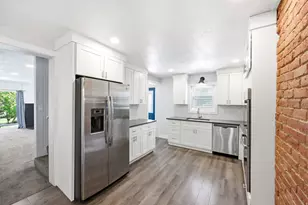 155 E 200 S, Bountiful, UT 84010 - Photo 10