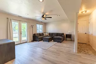 1016 W 1600 N, Lehi, UT 84043 - Photo 22
