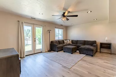 1016 W 1600 N, Lehi, UT 84043 - Photo 20