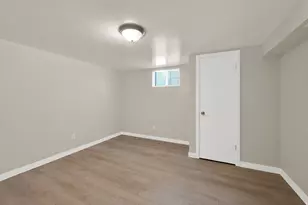 565 E 400 S, Clearfield, UT 84015 - Photo 16
