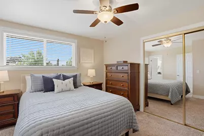 2590 E Country Ave, Cottonwood Heights, UT 84121 - Photo 14