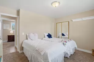 2590 E Country Ave, Cottonwood Heights, UT 84121 - Photo 18