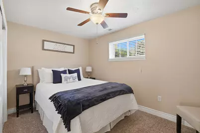 2590 E Country Ave, Cottonwood Heights, UT 84121 - Photo 30