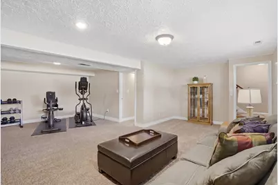 2590 E Country Ave, Cottonwood Heights, UT 84121 - Photo 24