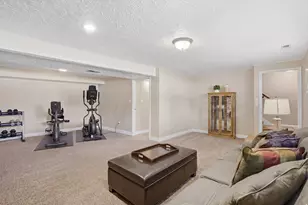 2590 E Country Ave, Cottonwood Heights, UT 84121 - Photo 24