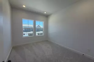 2940 N Lone Pine St, Eagle Mountain, UT 84005 - Photo 8