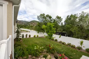 1390 E Orchard Ridge Ln, Kaysville, UT 84037 - Photo 44