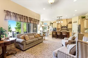 513 N Peacefield Dr, Layton, UT 84040 - Photo 10