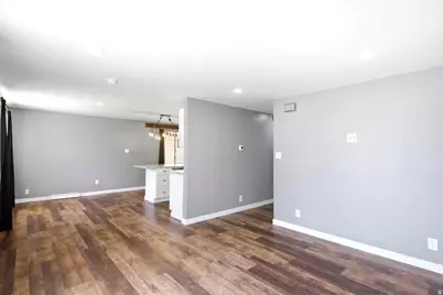 1387 N 350 W, Sunset, UT 84015 - Photo 10
