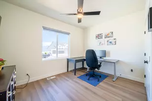 7254 S Sophia Ridge Ct W, West Jordan, UT 84081 - Photo 16